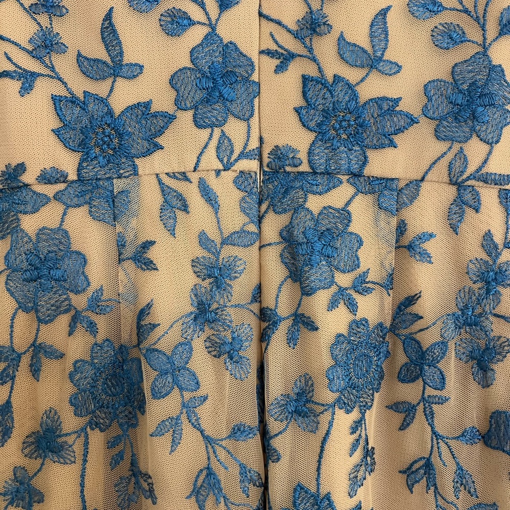 BCBG Maxazaria Dress Veronique Lace Dress Formal gown size 4 - Picture 12 of 12